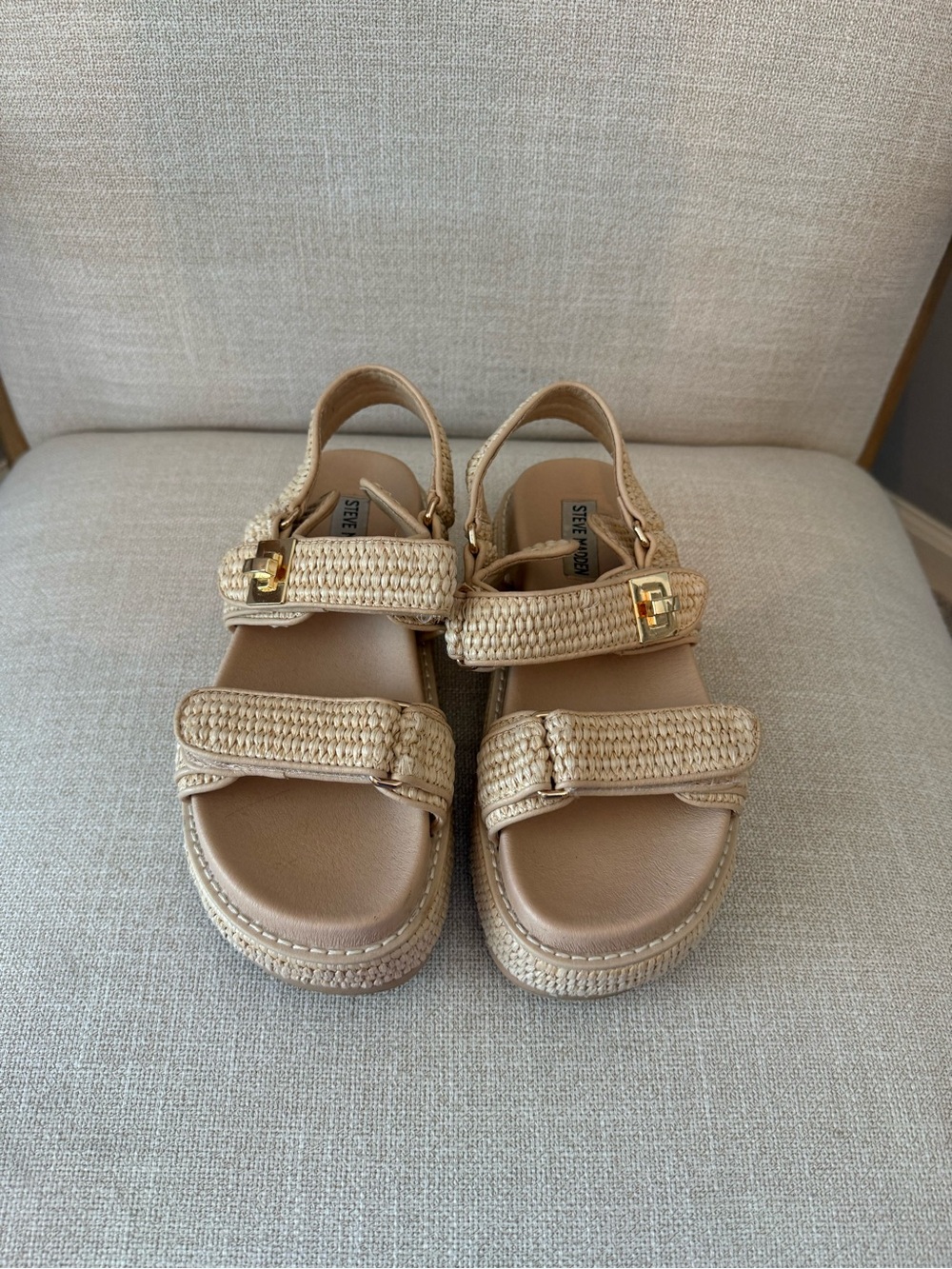 Steve Madden Big Mona Raffia Sandals